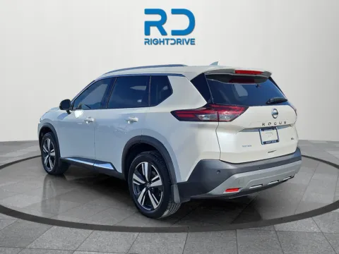 More photos of 2021 Nissan Rogue SL at RightDrive - 7320 Alameda, TX