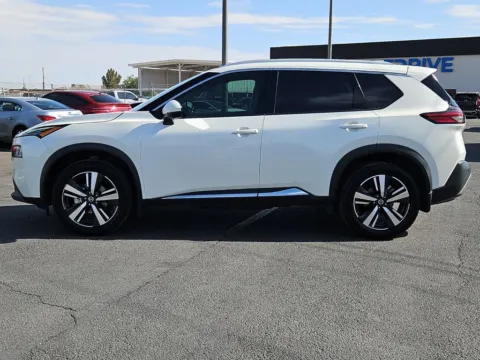 More photos of 2021 Nissan Rogue SL at RightDrive - 7320 Alameda, TX