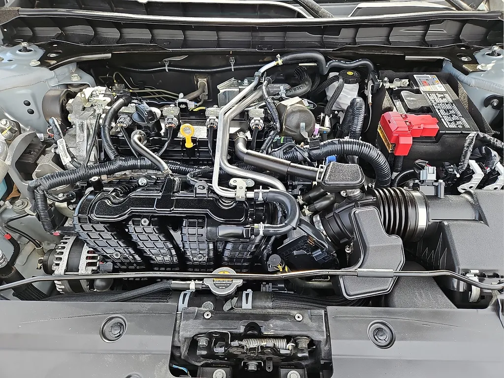 Nissan Altima photo 9