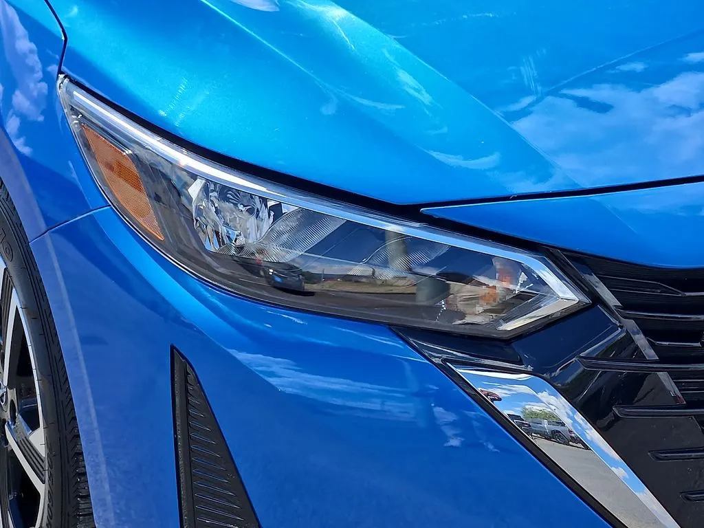 Nissan Sentra photo 8