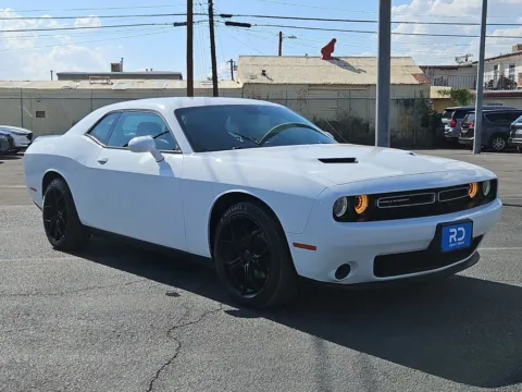 White 2020 Dodge Challenger SXT for sale in El Paso, TX