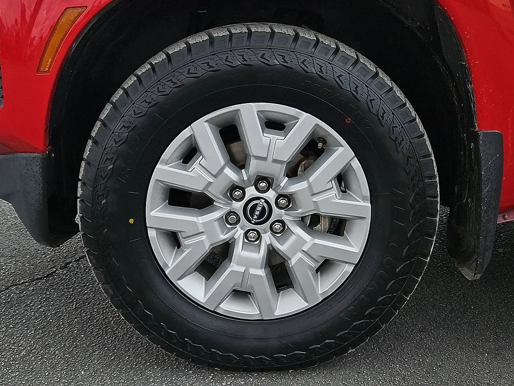 Nissan Frontier photo 10