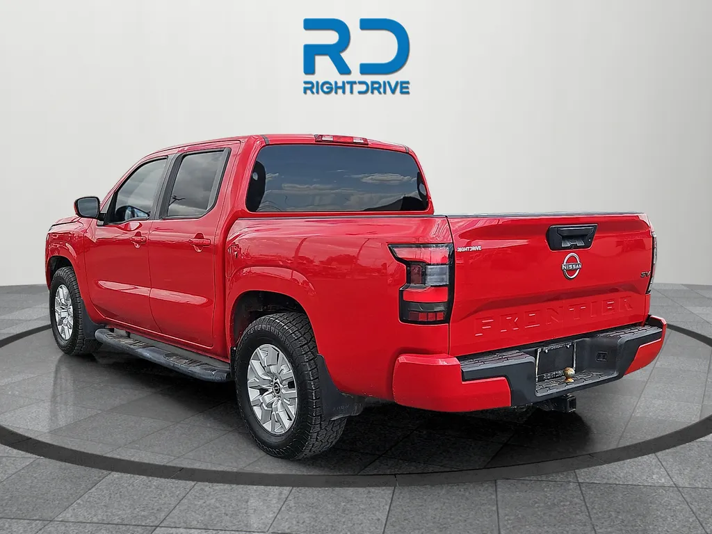 Nissan Frontier photo 4