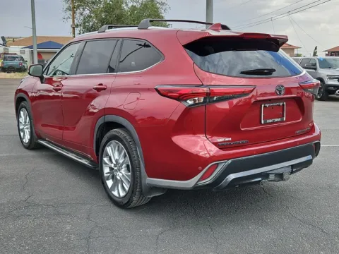More photos of 2021 Toyota Highlander Limited at RightDrive - 7320 Alameda, TX