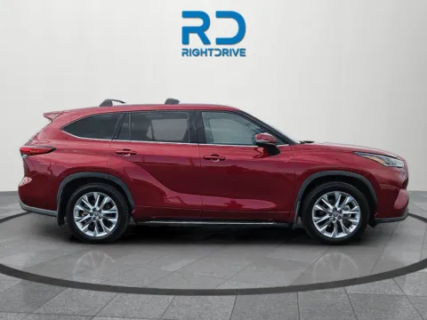 Photos of 2021 Toyota Highlander Limited for sale in El Paso, TX at RightDrive - 7320 Alameda