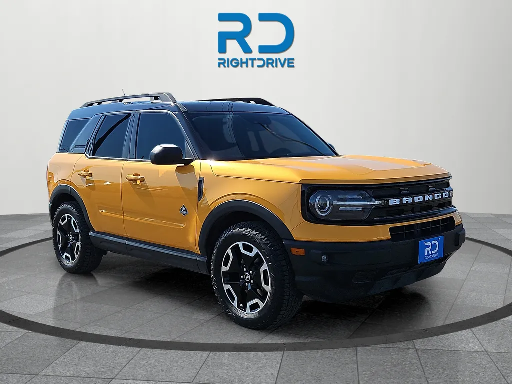 Orange 2022 Ford Bronco Sport Outer Banks for sale in El Paso, TX