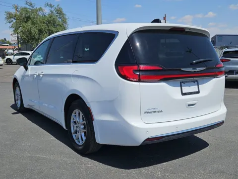 More photos of 2024 Chrysler Pacifica Touring L at RightDrive - 7320 Alameda, TX