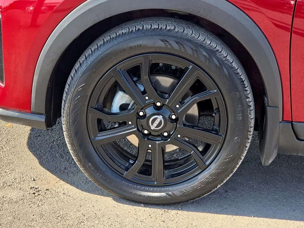 Nissan Kicks photo 9