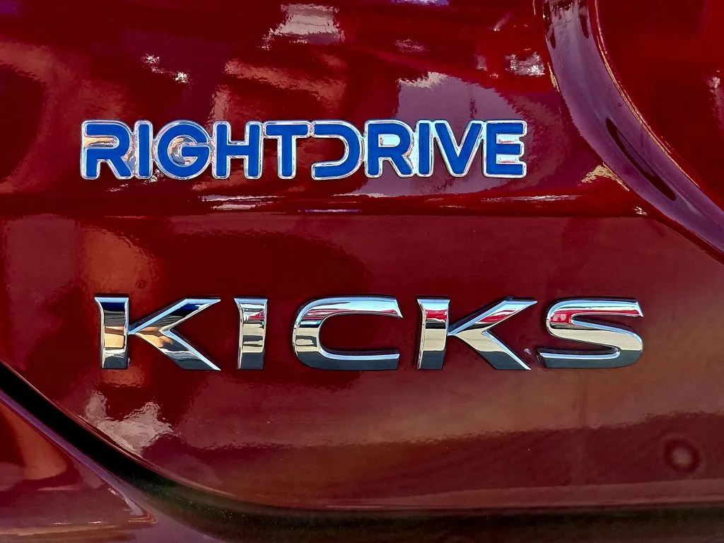 Nissan Kicks photo 11