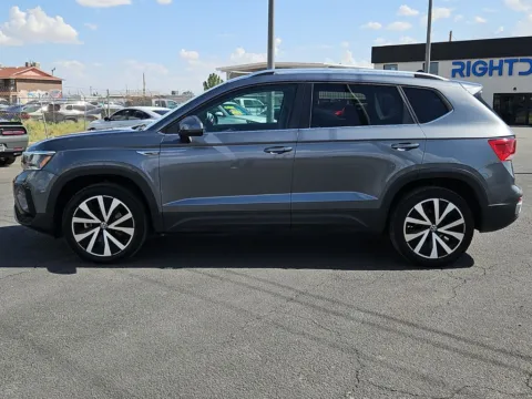More photos of 2024 Volkswagen Taos 1.5T SE at RightDrive - 7320 Alameda, TX