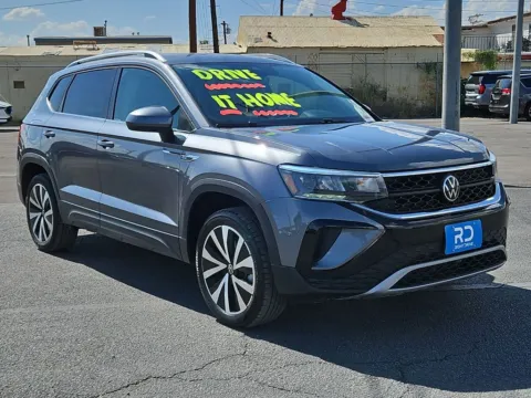 Silver 2024 Volkswagen Taos 1.5T SE for sale in El Paso, TX