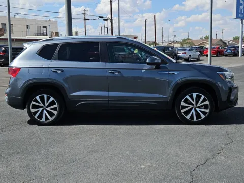 Photos of 2024 Volkswagen Taos 1.5T SE for sale in El Paso, TX at RightDrive - 7320 Alameda
