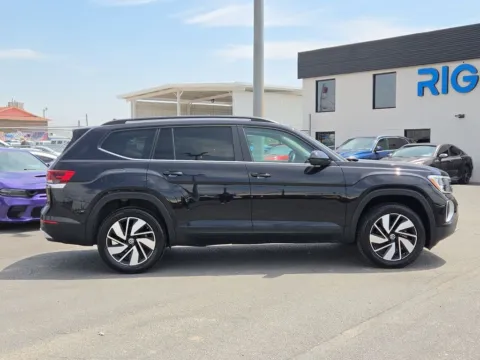 Photos of 2025 Volkswagen Atlas 2.0T SE w/Technology for sale in El Paso, TX at RightDrive - 7320 Alameda