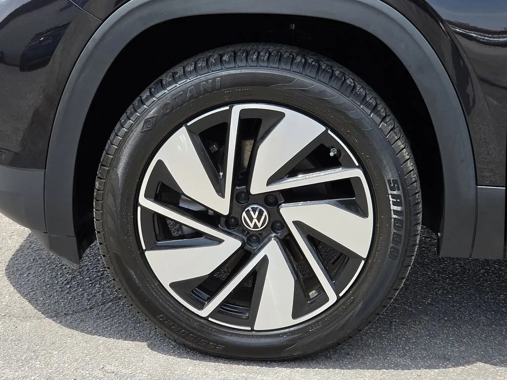 Volkswagen Atlas photo 9