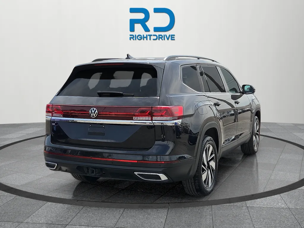 Volkswagen Atlas photo 3