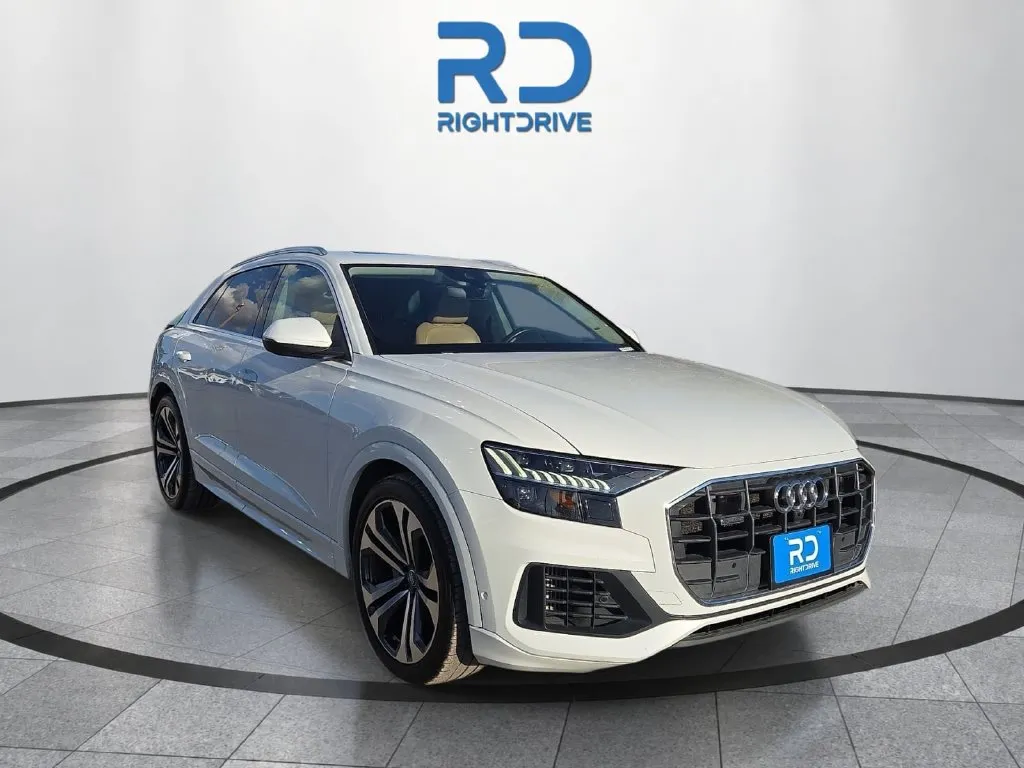 Audi Q8