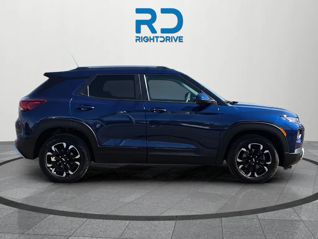 Chevrolet Trailblazer photo 2