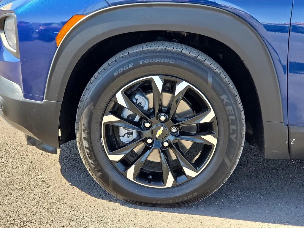 Chevrolet Trailblazer photo 9