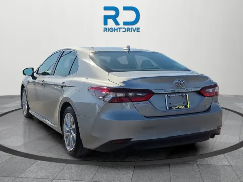 More photos of 2021 Toyota Camry LE at RightDrive - 7320 Alameda, TX
