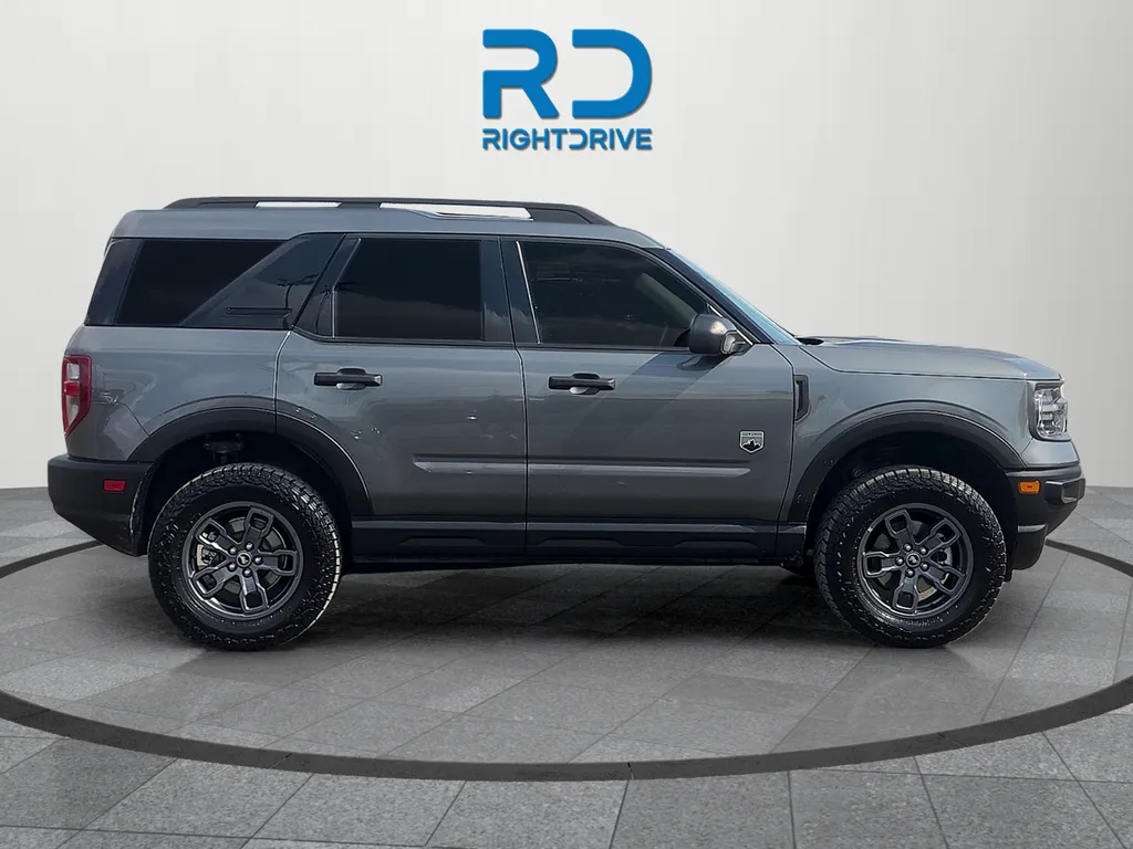 Ford Bronco Sport photo 2