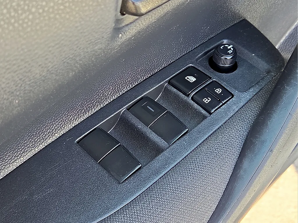 Toyota Corolla photo 17