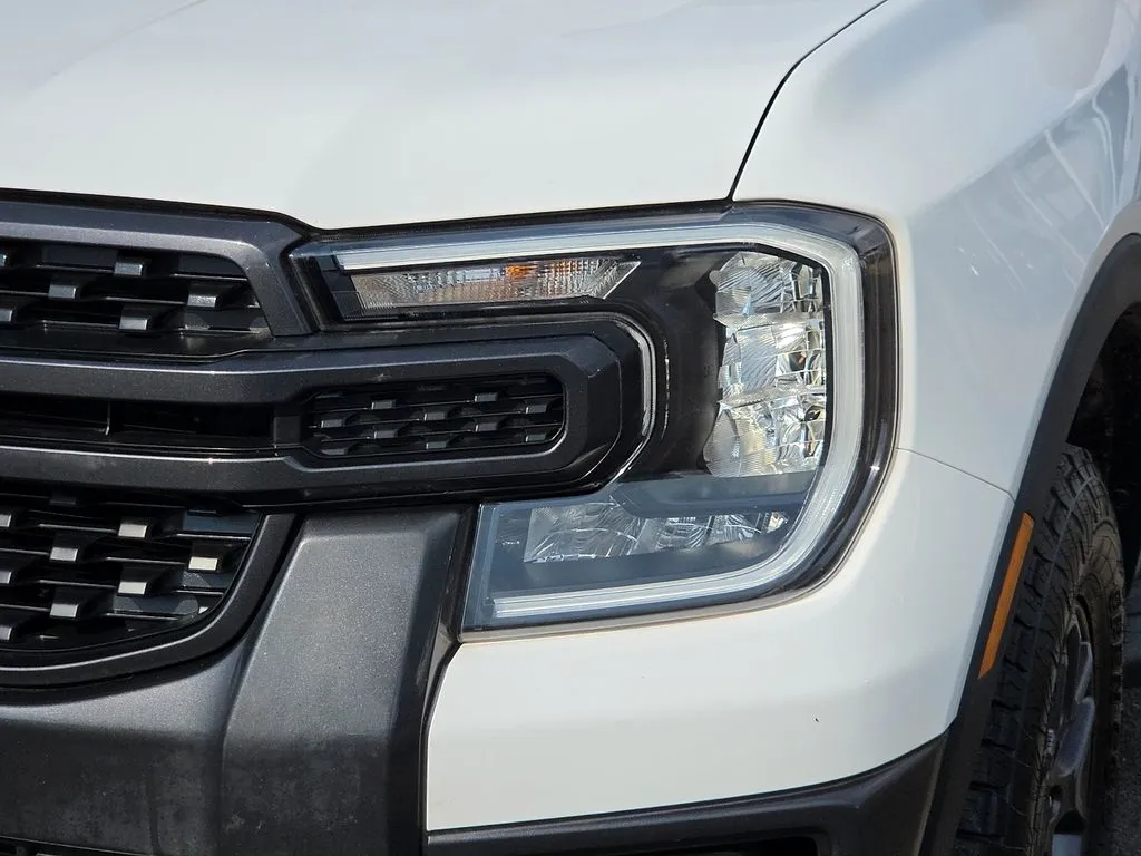 Ford Ranger photo 8