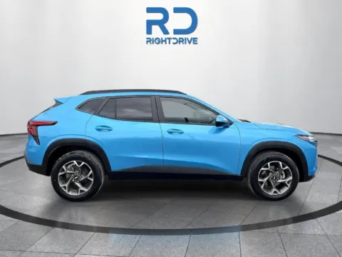 Photos of 2025 Chevrolet Trax LT for sale in El Paso, TX at RightDrive - 7320 Alameda