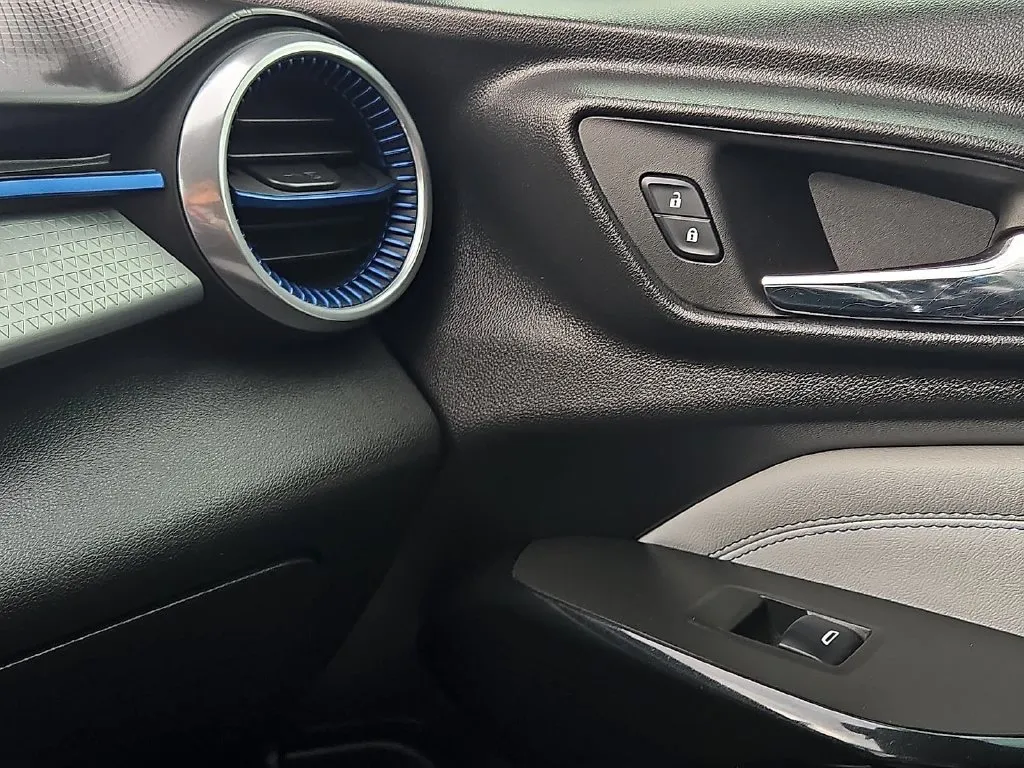 Chevrolet Trax photo 21