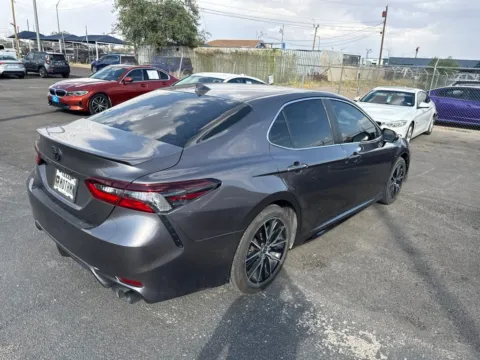More photos of 2022 Toyota Camry SE at RightDrive - 7320 Alameda, TX