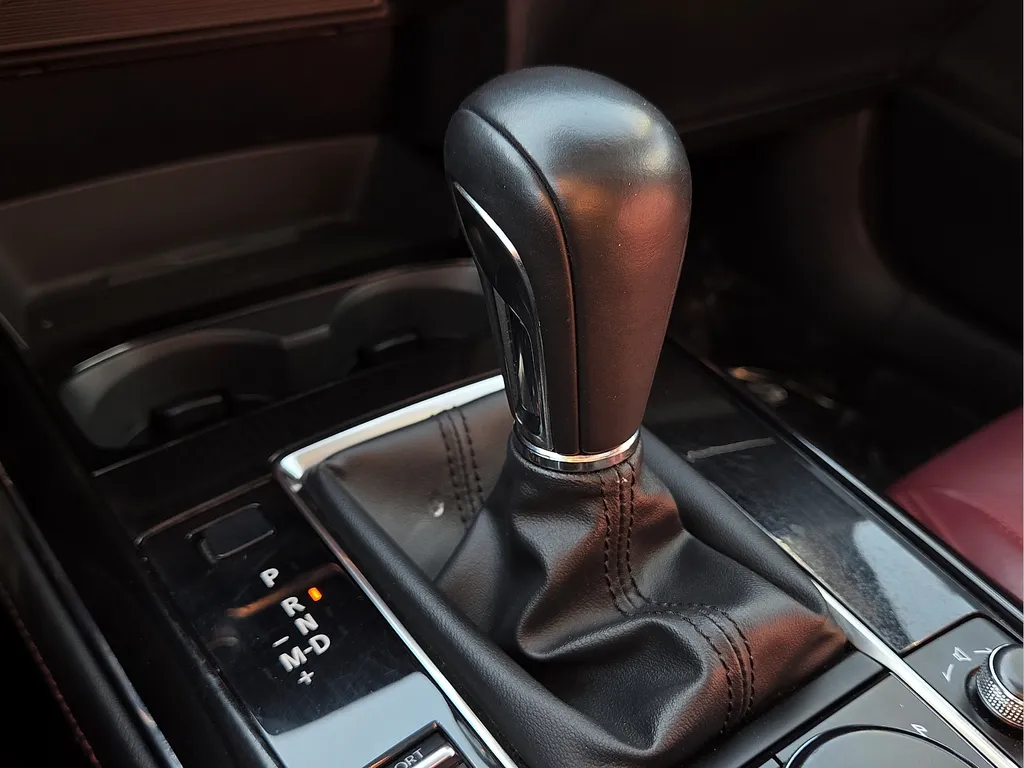 Mazda CX-30 photo 25