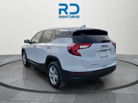 More photos of 2024 GMC Terrain SLE at RightDrive - 7320 Alameda, TX