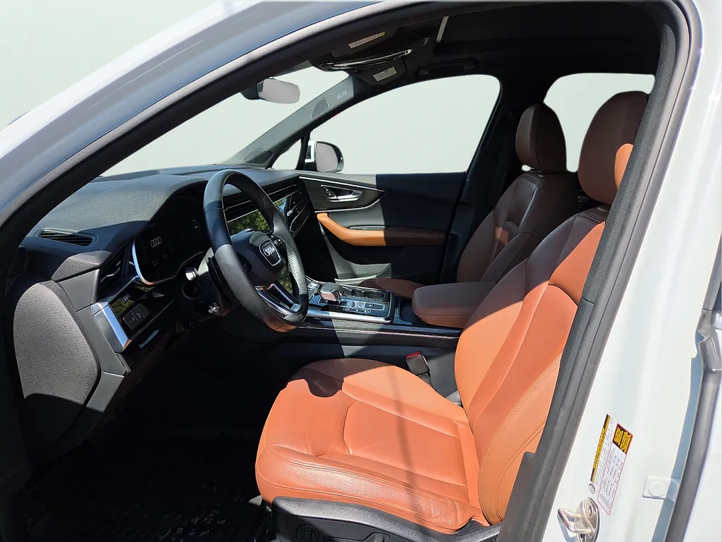 Audi Q7 photo 19