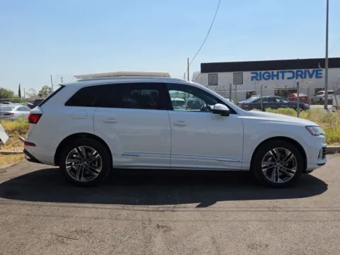 Photos of 2021 Audi Q7 55 Premium Plus for sale in El Paso, TX at RightDrive - 7320 Alameda