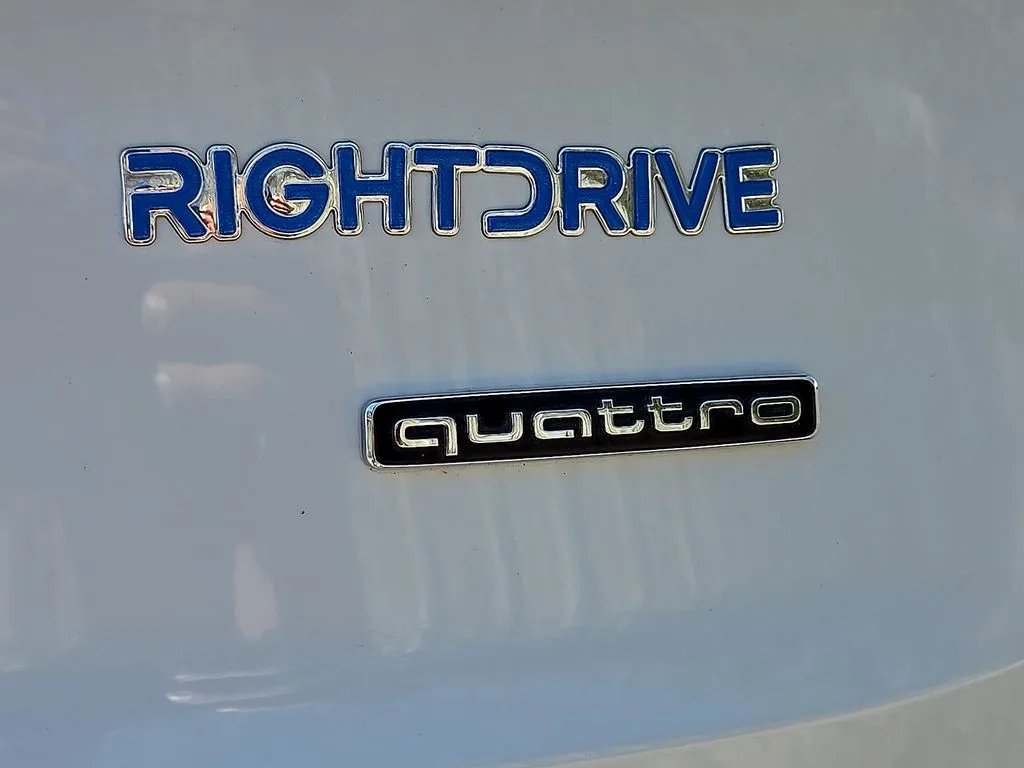 Audi Q7 photo 12