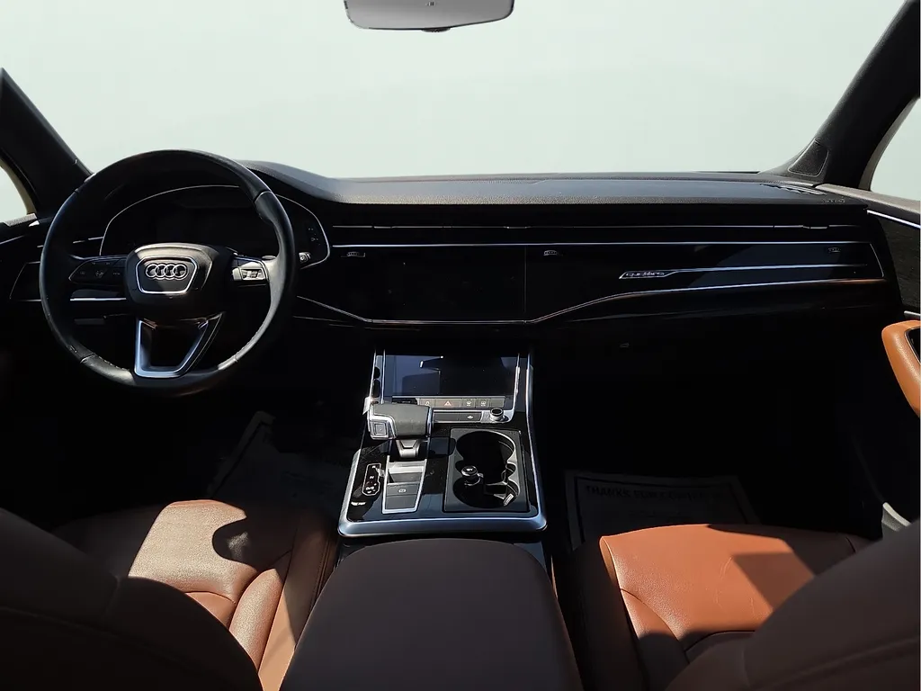 Audi Q7 photo 15