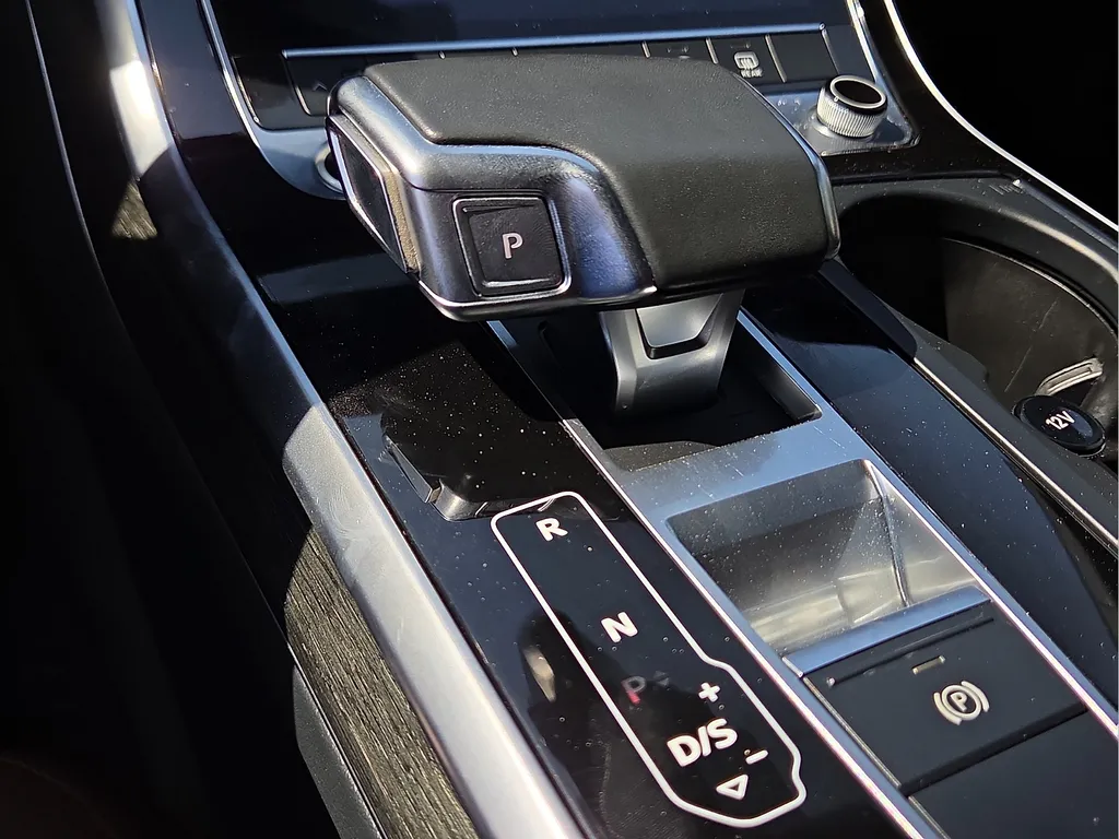 Audi Q7 photo 25