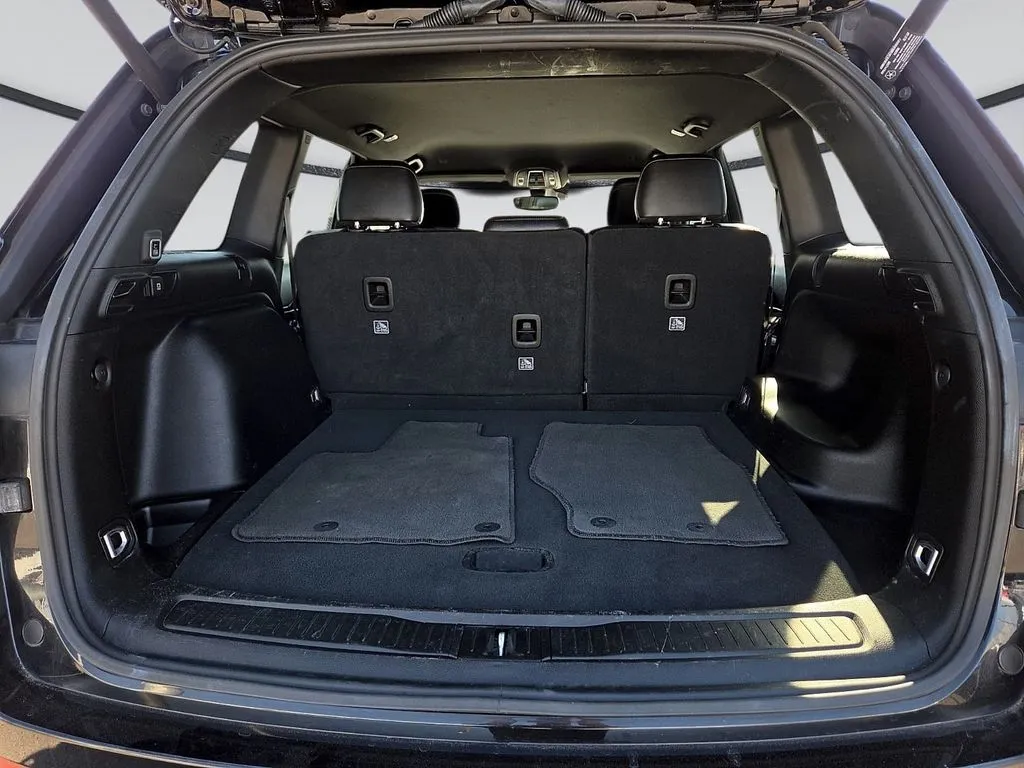 Jeep Grand Cherokee photo 12