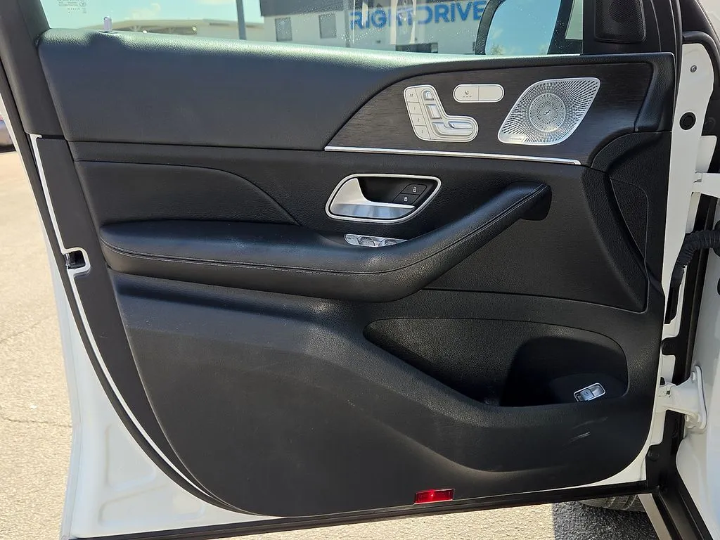 Mercedes-Benz GLE photo 16