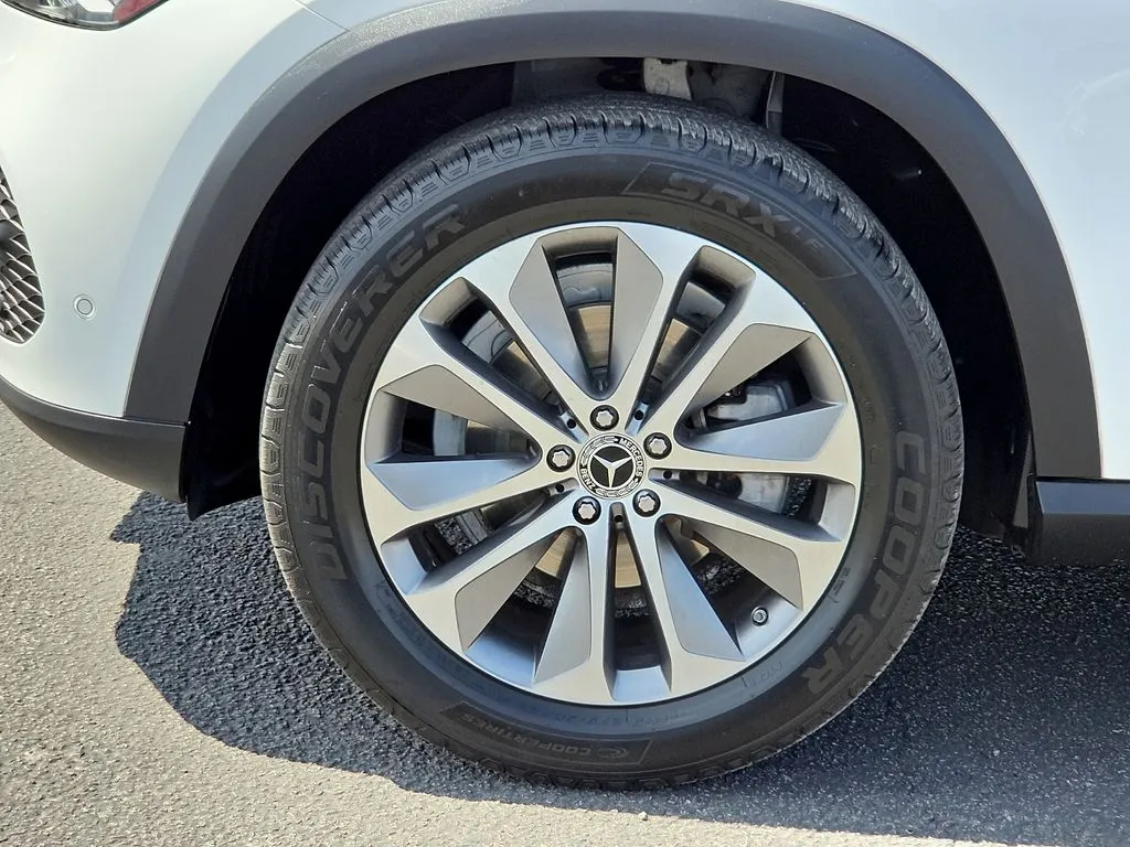 Mercedes-Benz GLE photo 9