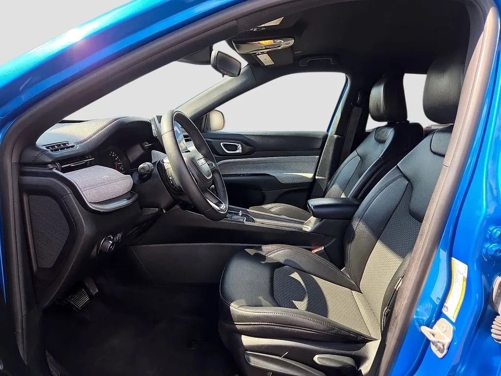 Jeep Compass photo 20