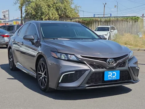 Gray 2022 Toyota Camry SE for sale in El Paso, TX