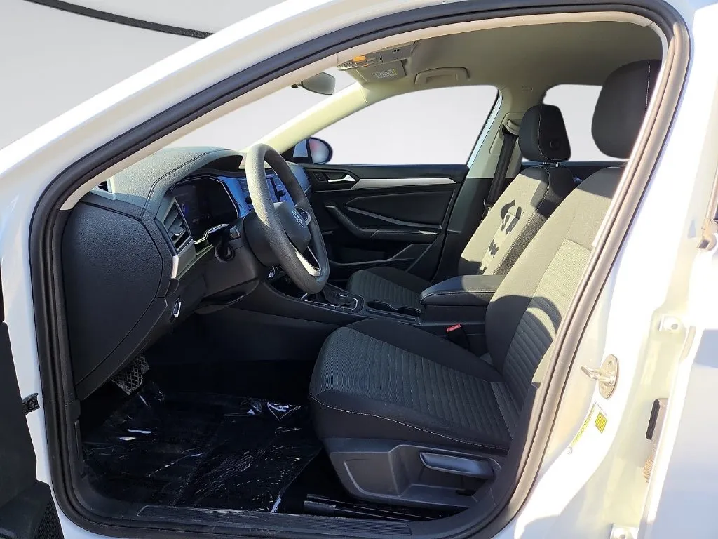 Volkswagen Jetta photo 19