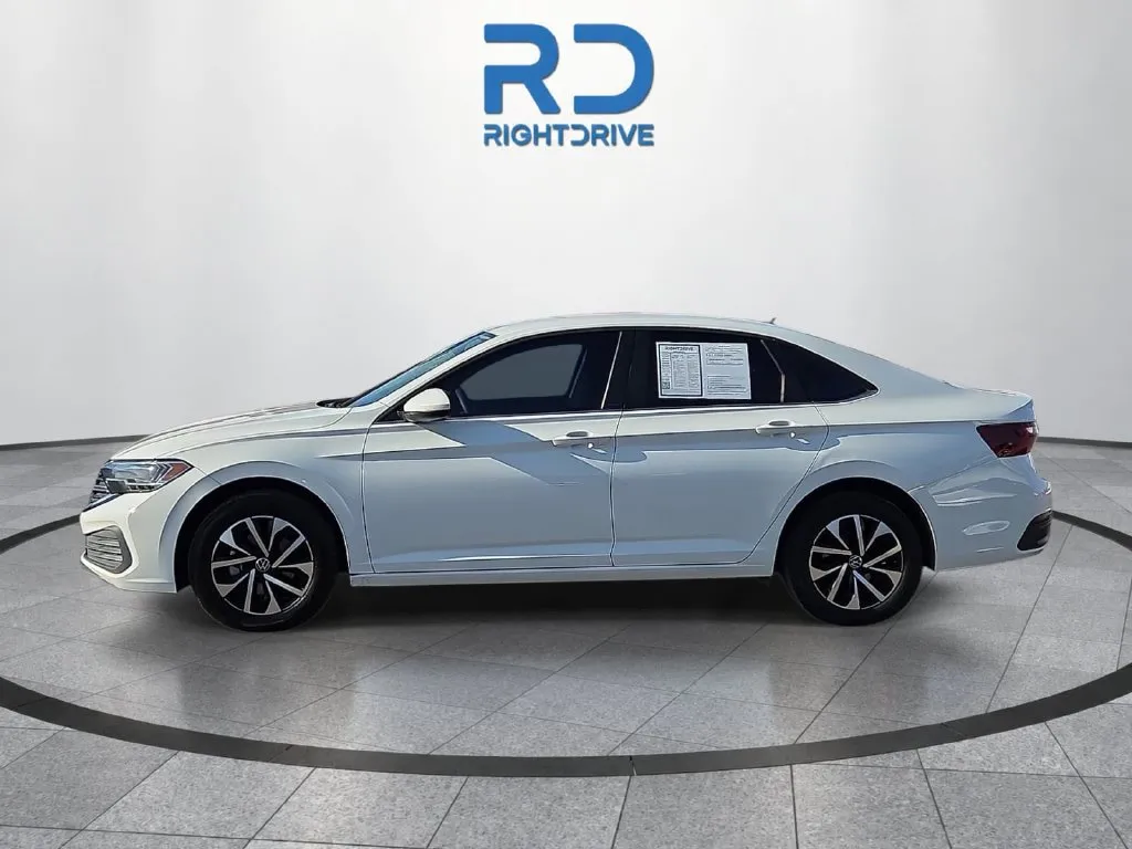 Volkswagen Jetta photo 5