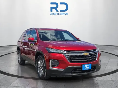 Red 2023 Chevrolet Traverse LT for sale in El Paso, TX