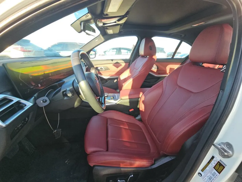 BMW 3 Series photo 6