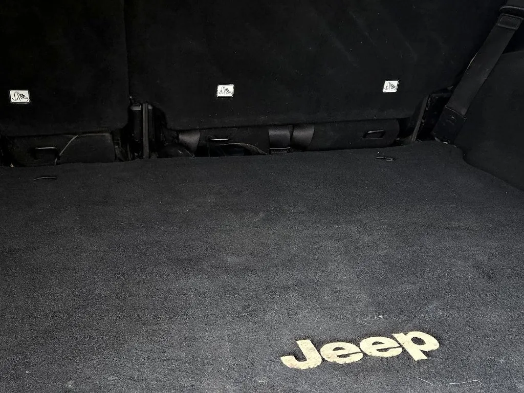 Jeep Wrangler photo 10