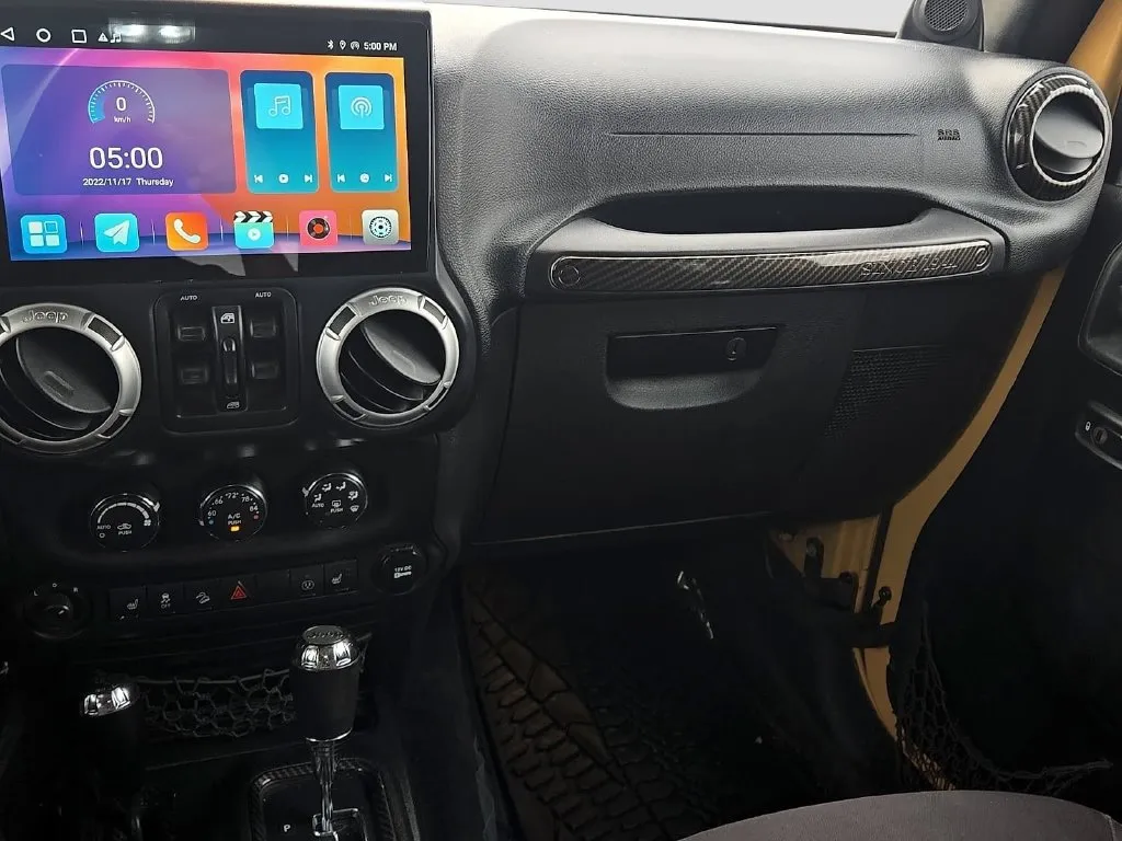 Jeep Wrangler photo 15