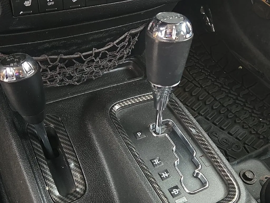 Jeep Wrangler photo 25