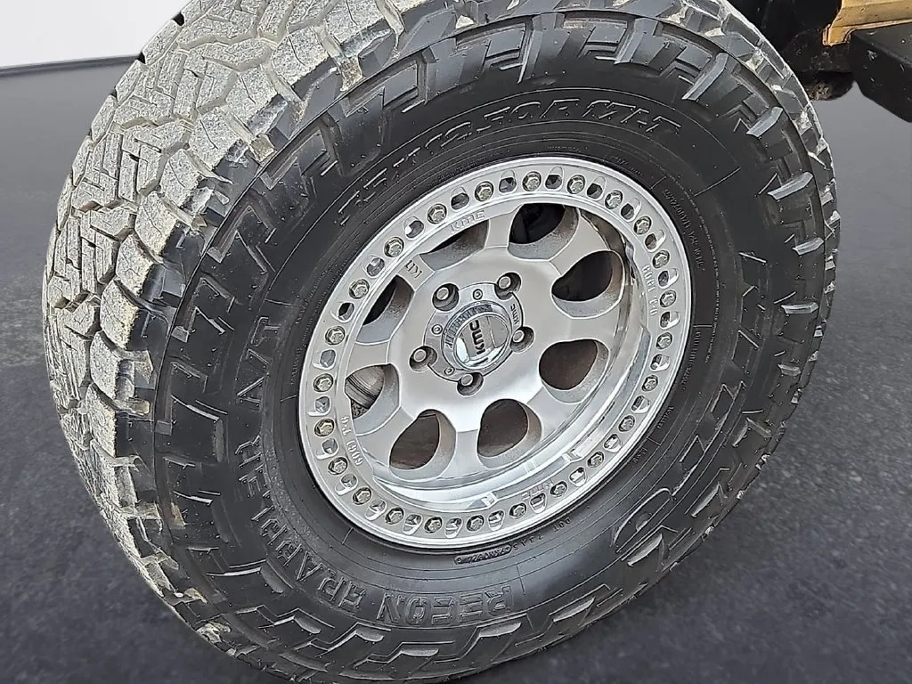 Jeep Wrangler photo 8