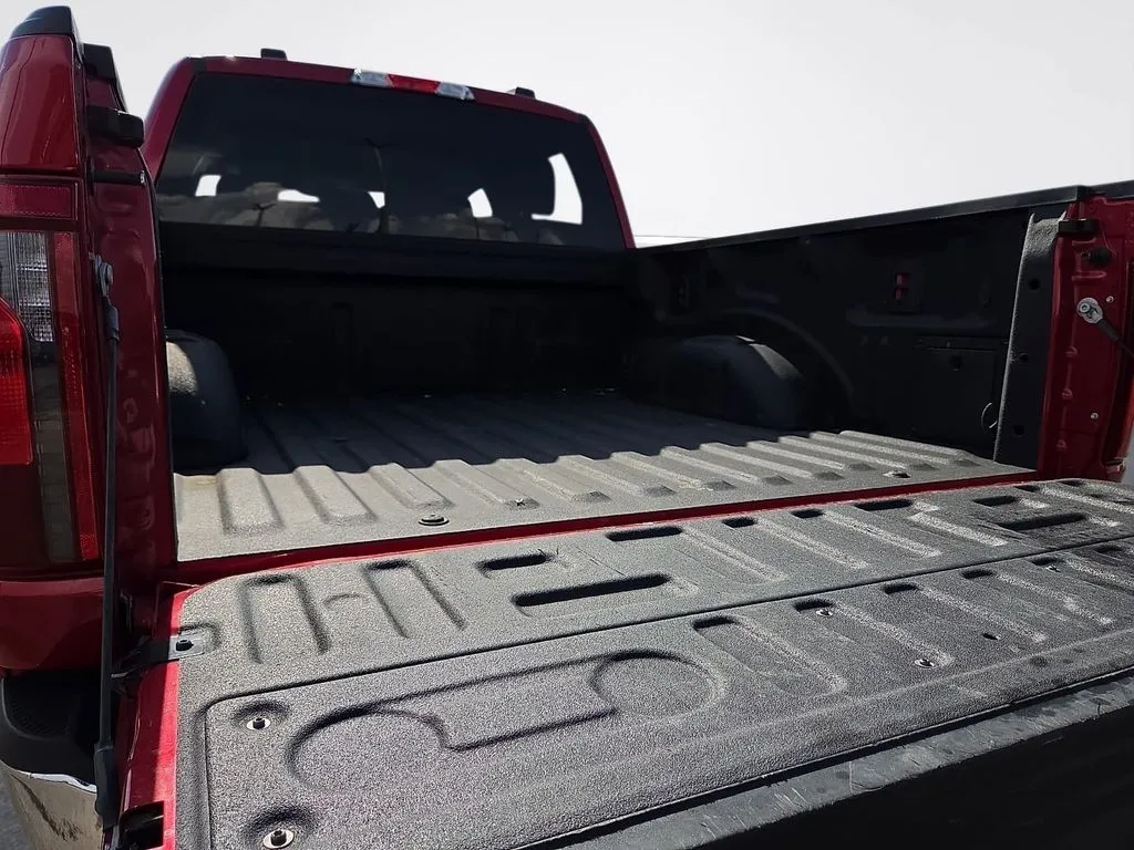 Ford F-150 photo 13